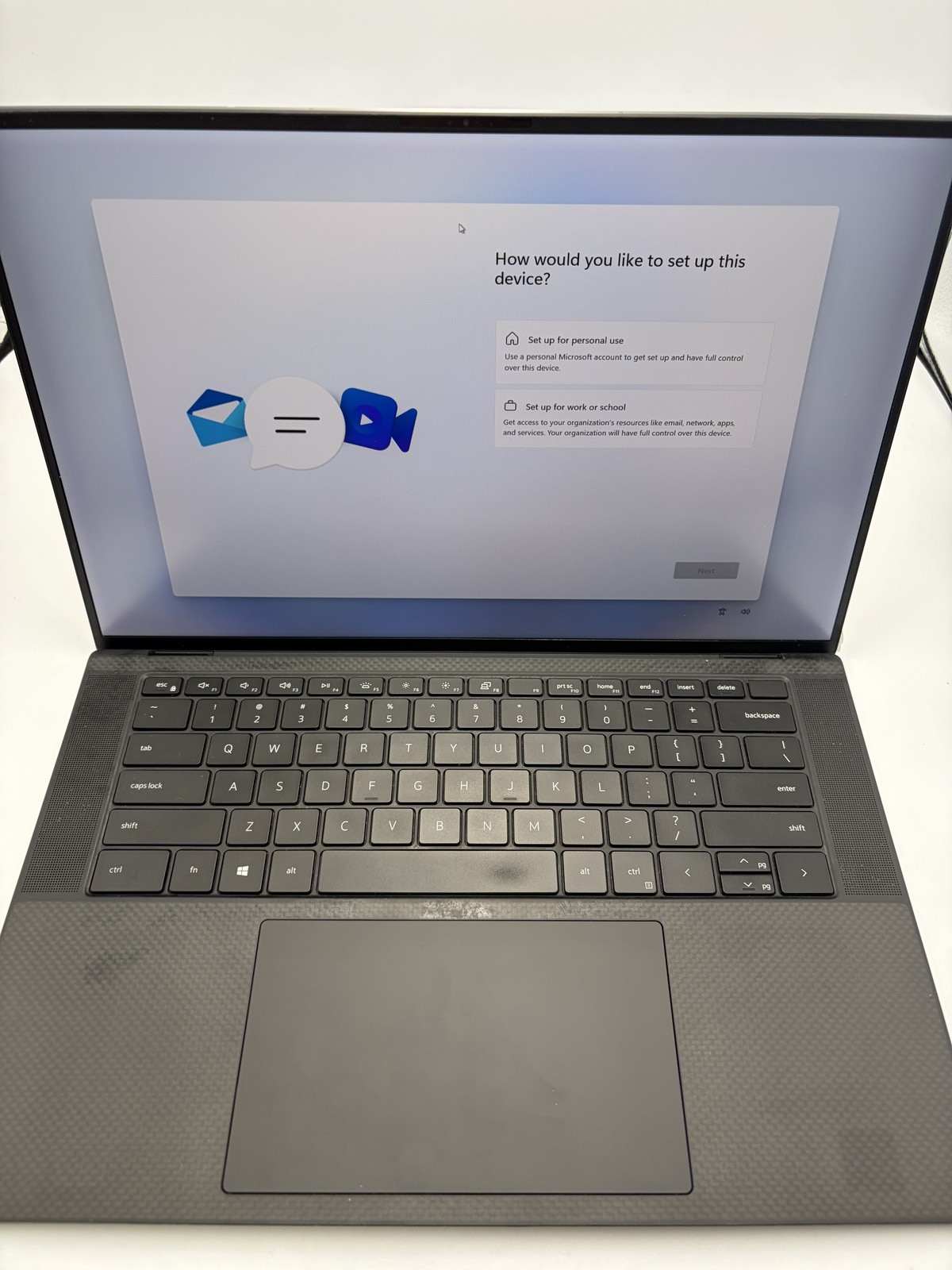Dell Precision 5550 (2020) Intel(R) Core(TM) i7-10850H CPU @ 2.70GHz 16 GB RAM 5