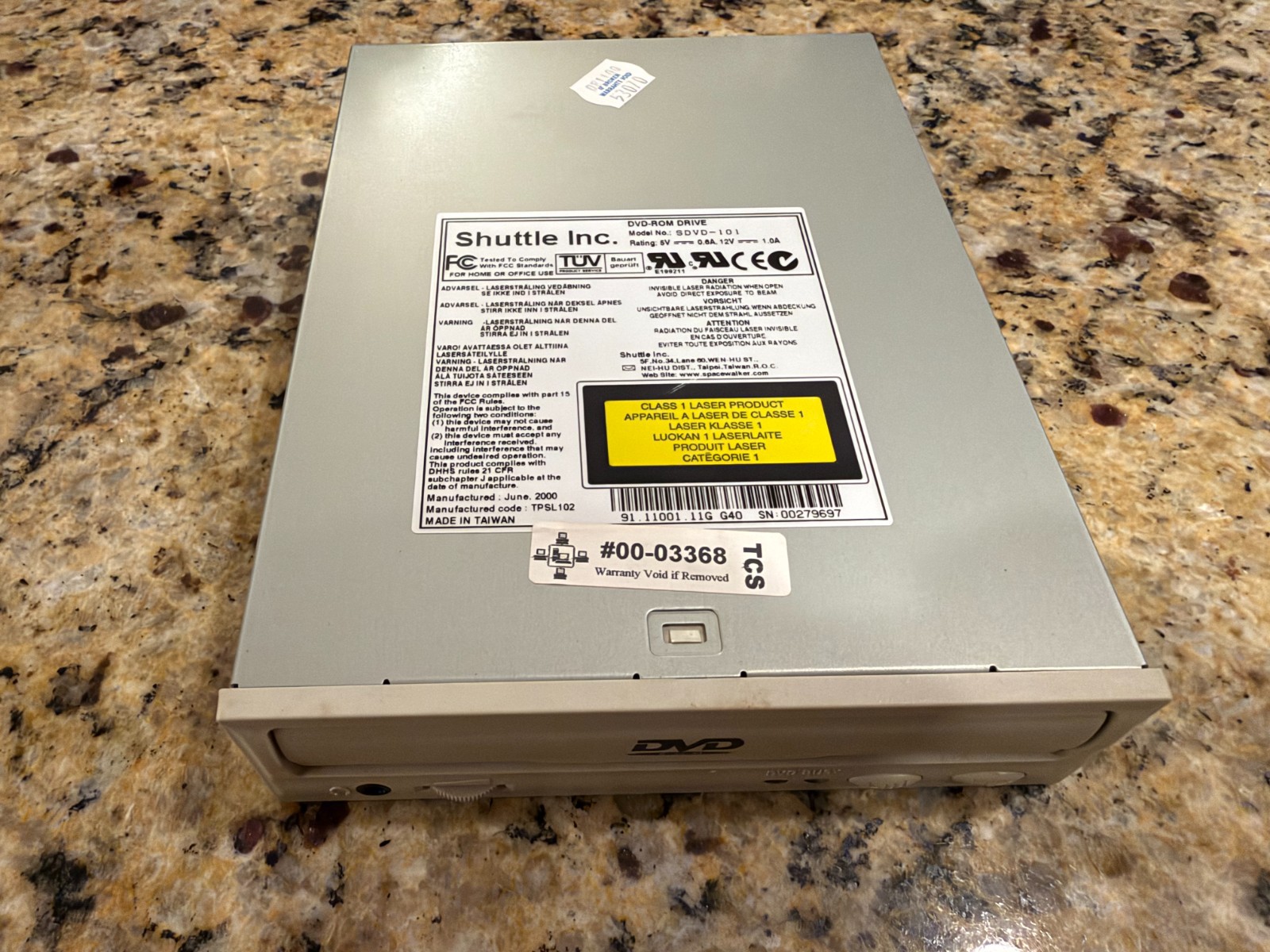 Shuttle SDVD-101 DVD-ROM Internal IDE PATA Optical Drive Beige Untested