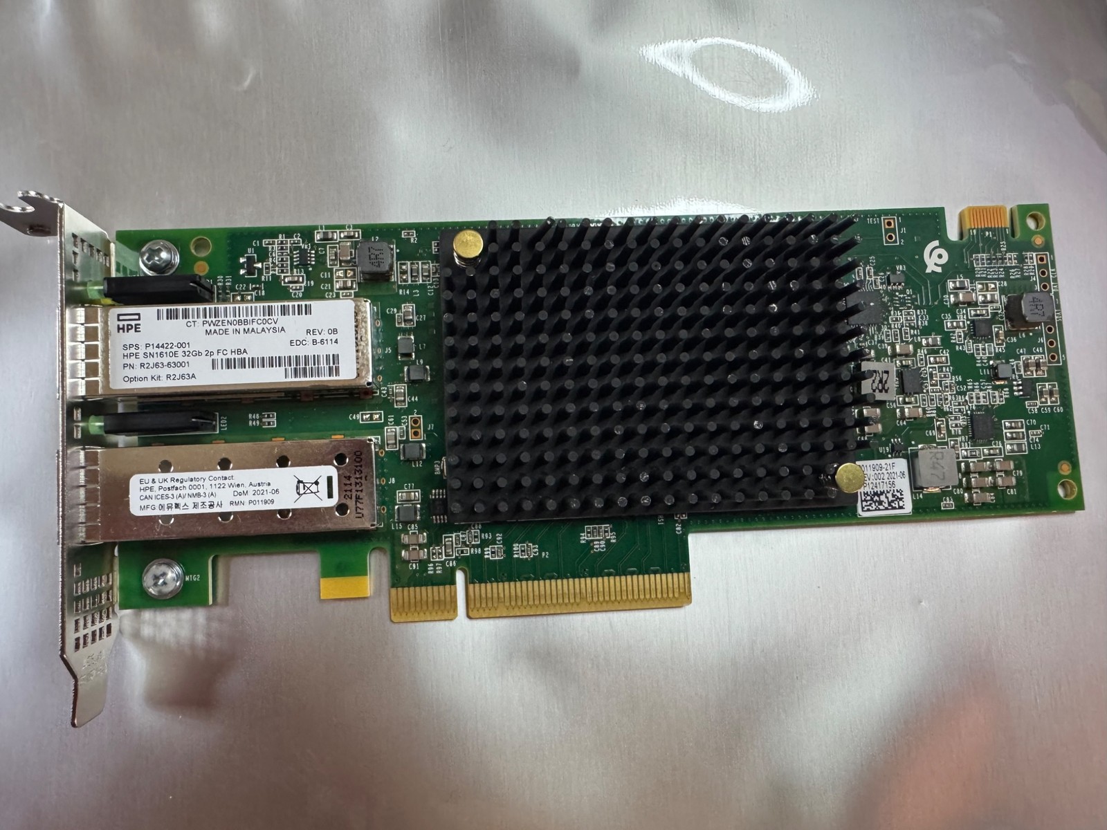 HPE SN1610E R2J63-63001 HPE SN1610E 32Gb 2p FC HBA SPS: P14422-001