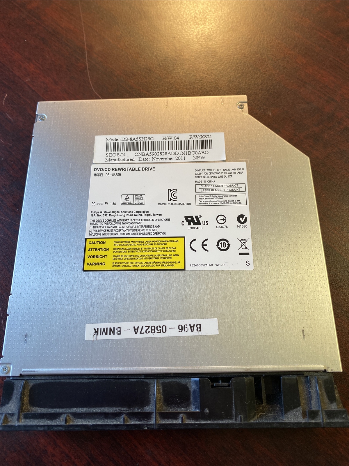 Phillips/Liteon DVD/CD rewritable Drive Model DS-8A5SH