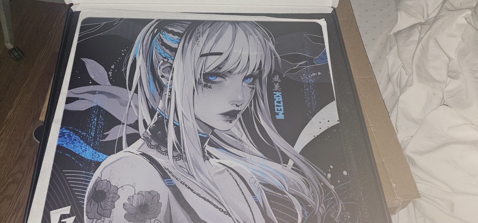 GLSSWRKS Kazemi Limited Edition Glass Mousepad Blue 490x420mm Gaming USED