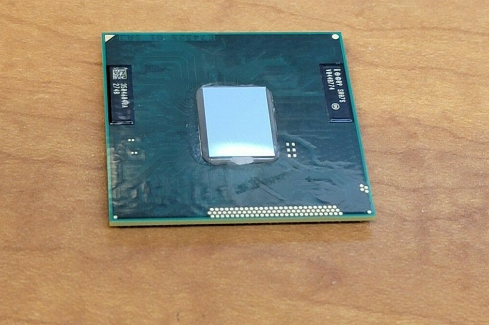 GENUINE INTEL PENTIUM DUAL CORE B940 2.0GHz CPU PROCESSOR SR07S 