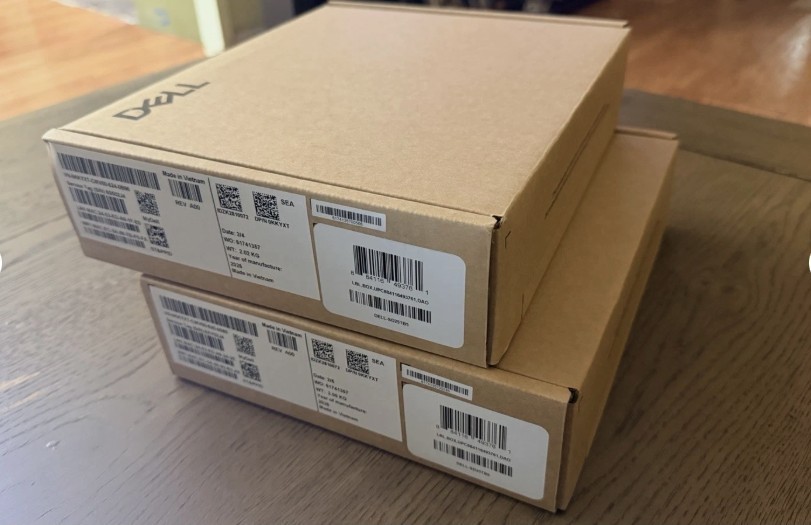 Dell Pro Thunderbolt 5 Smart Dock SD25TB5 - 300W  NEW sealed box.
