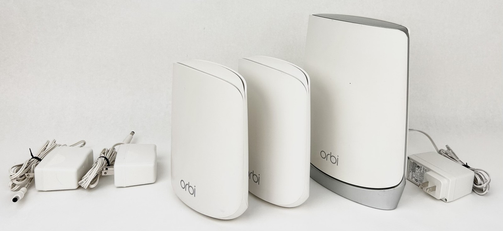 NETGEAR Orbi AX3000 Tri-Band Mesh WiFi 6 System 3-Pack RBK653-100NAS - White - U