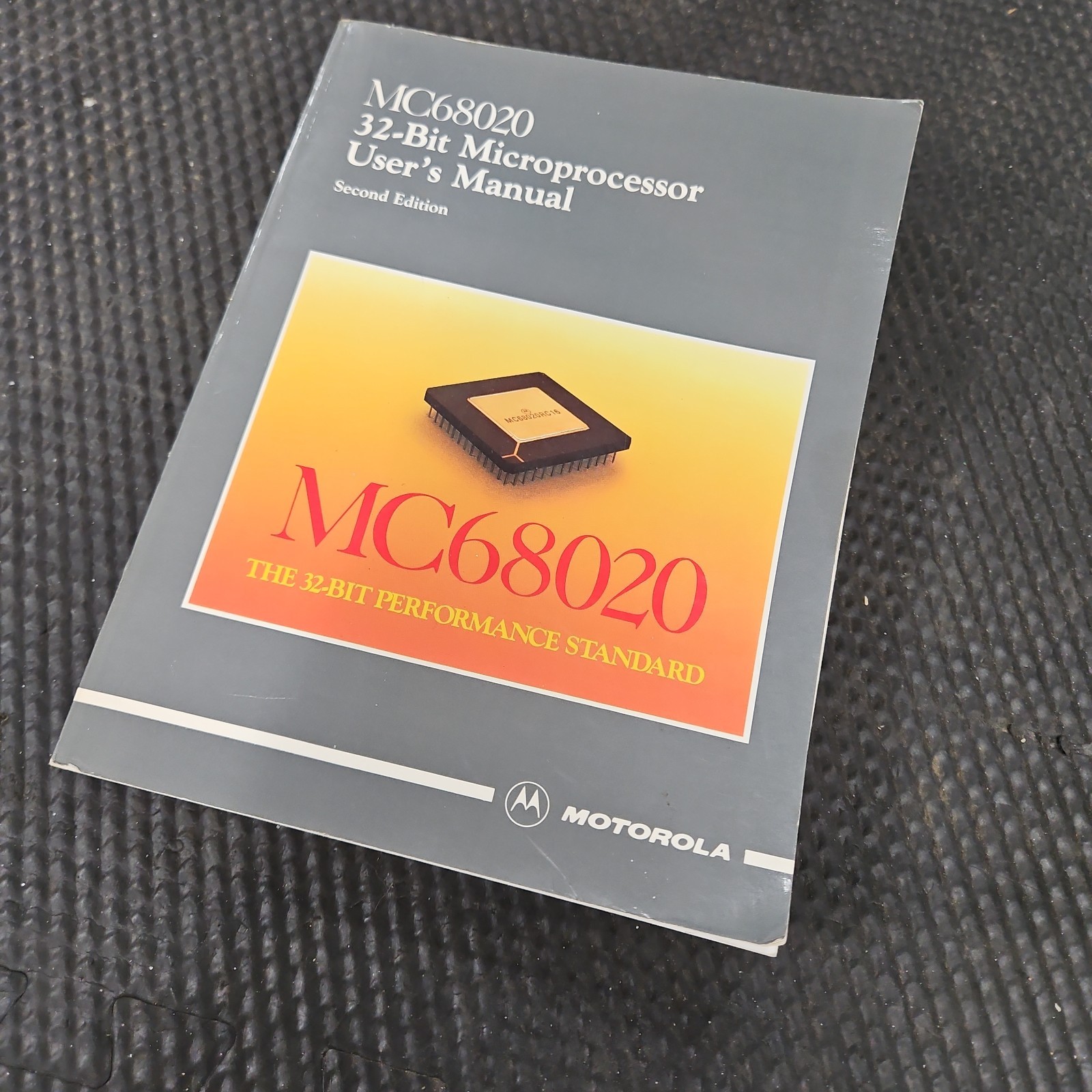MC68020 32-Bit Microprocessor User's Manual Second Edition VTG 1985 Motorola