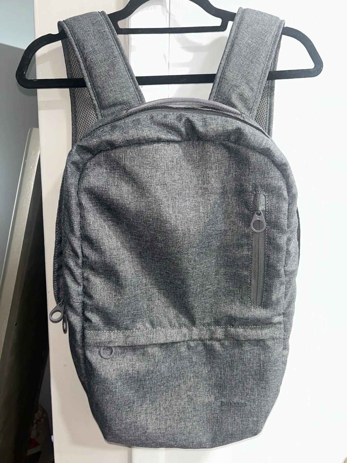 Incase City Lightweight Compact Backpack/laptop bag- gray zip padded straps