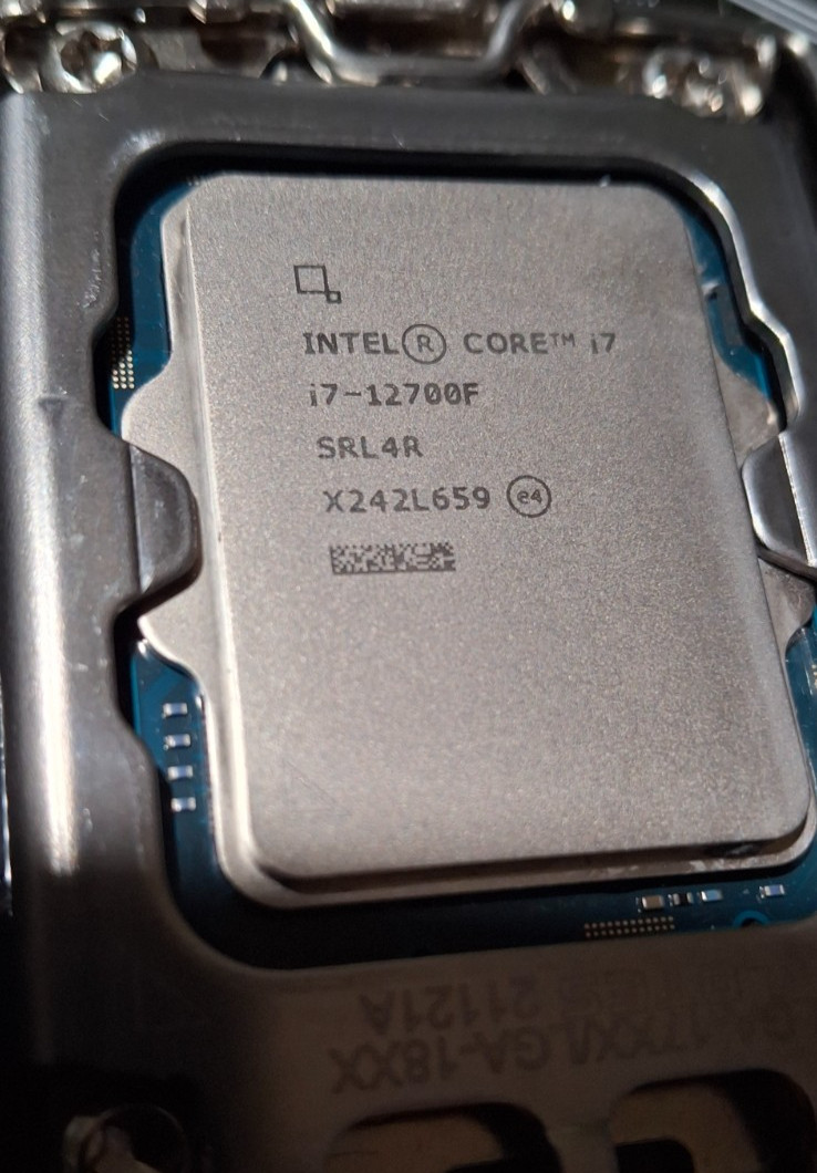 Intel Core i7-12700F 2.10GHz 12 Core SRL4R 20 Thread LGA 1700