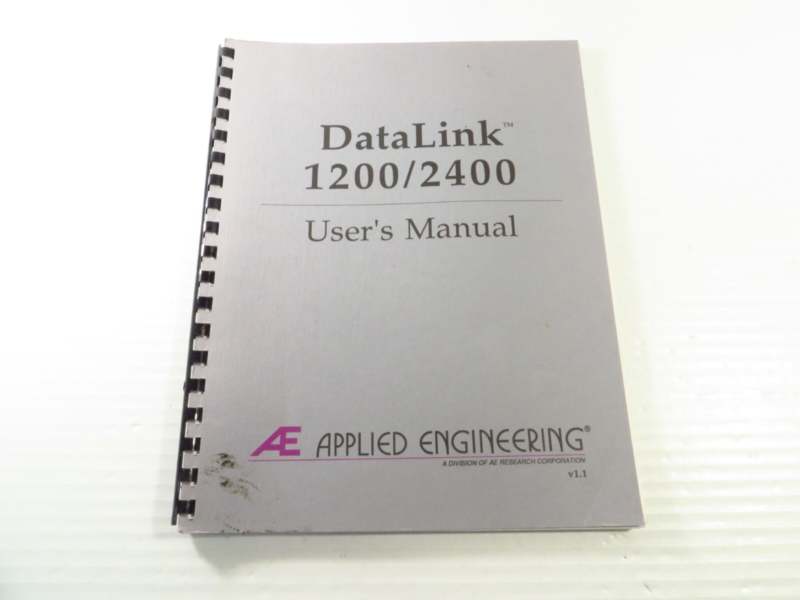 VINTAGE APPLE II DATALINK 1200/2400 USER'S MANUAL V1.1, APPLIED ENGINEERING BOOK