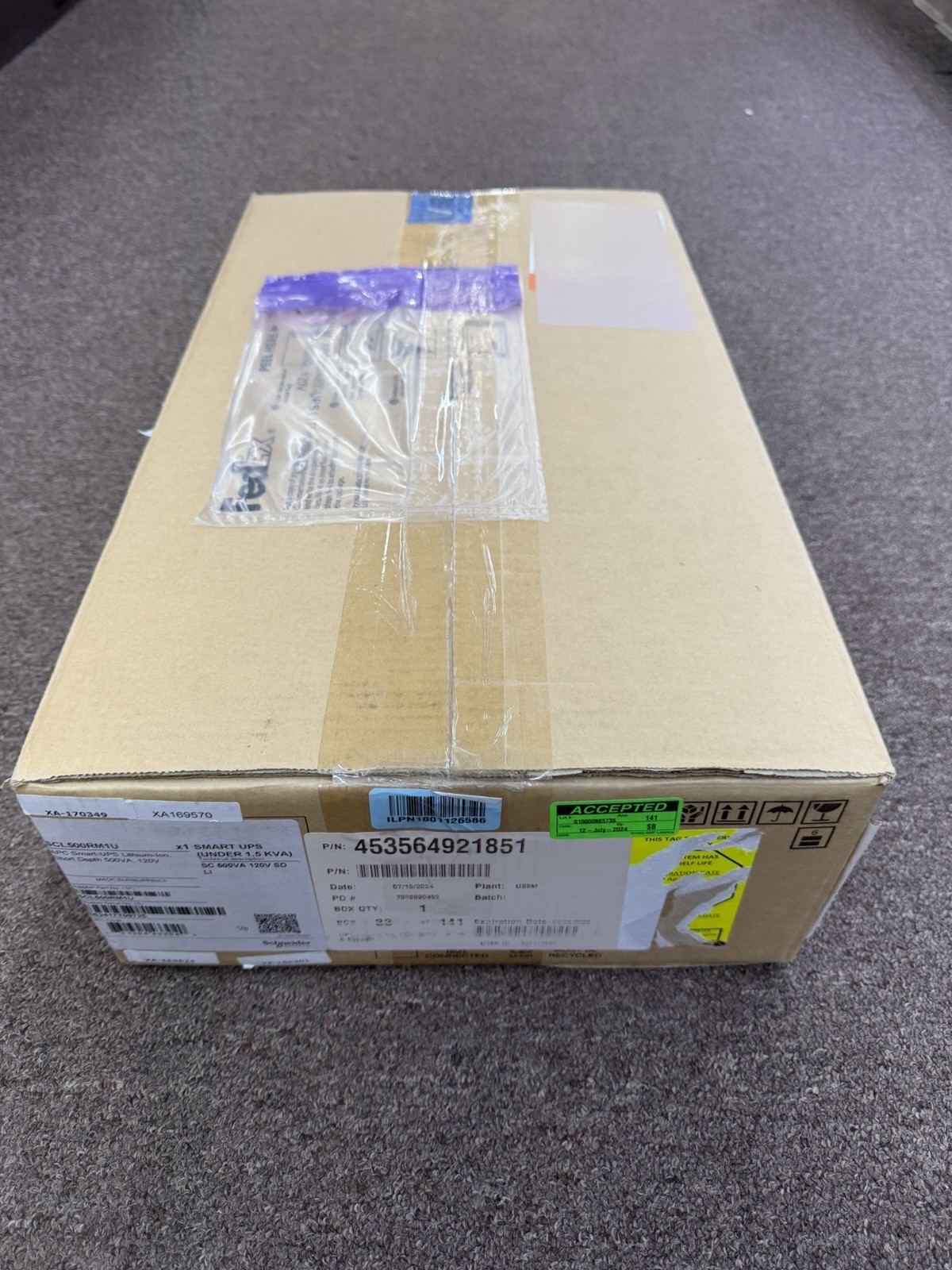 APC Smart-UPS Lithium-Ion 500VA 120V Rack Mountable UPS SCL500RM1U