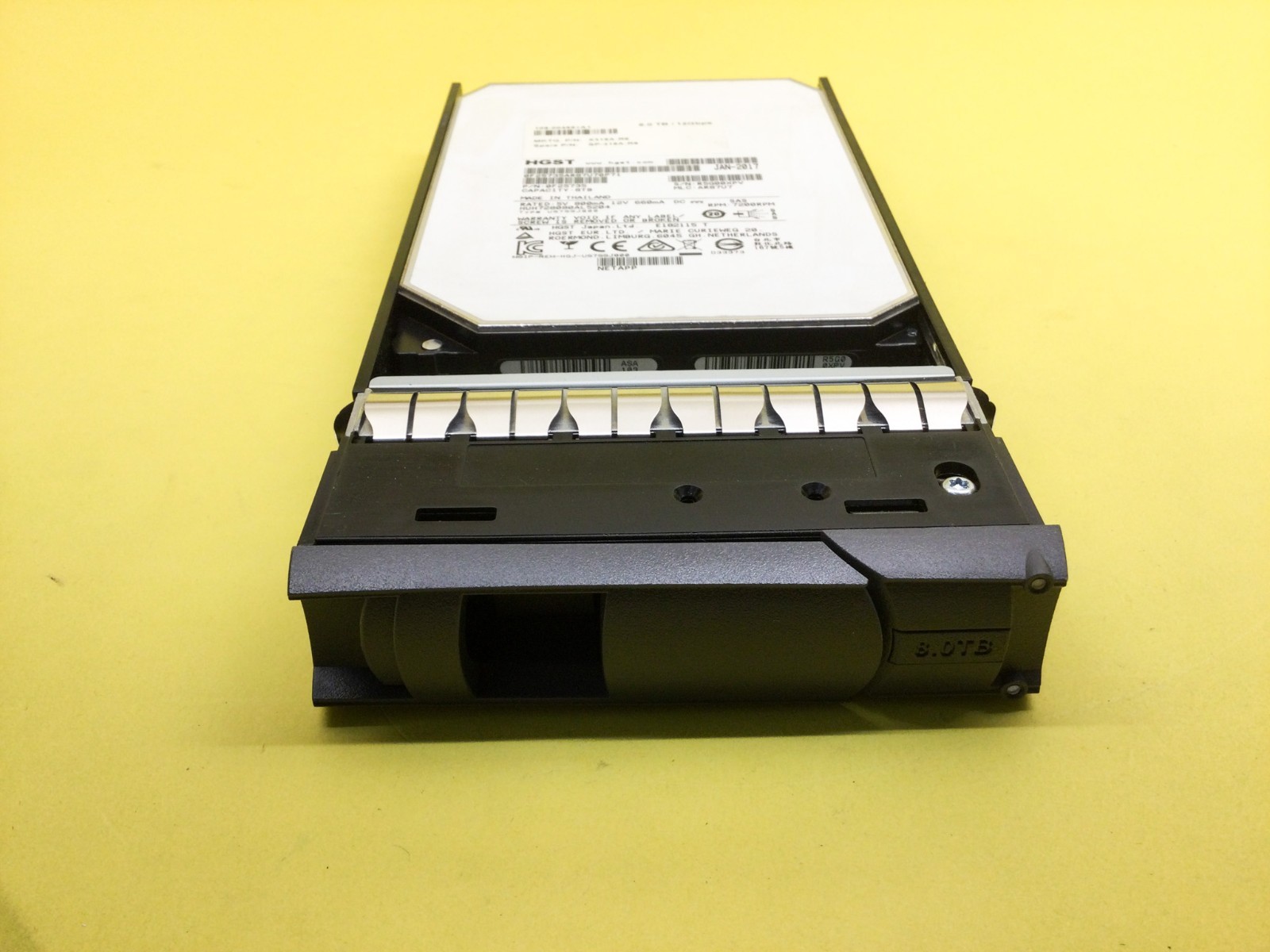 X318A-R6 Netapp HGST 8TB 7.2K SAS 12Gb/s 3.5in HDD 108-00455+A1