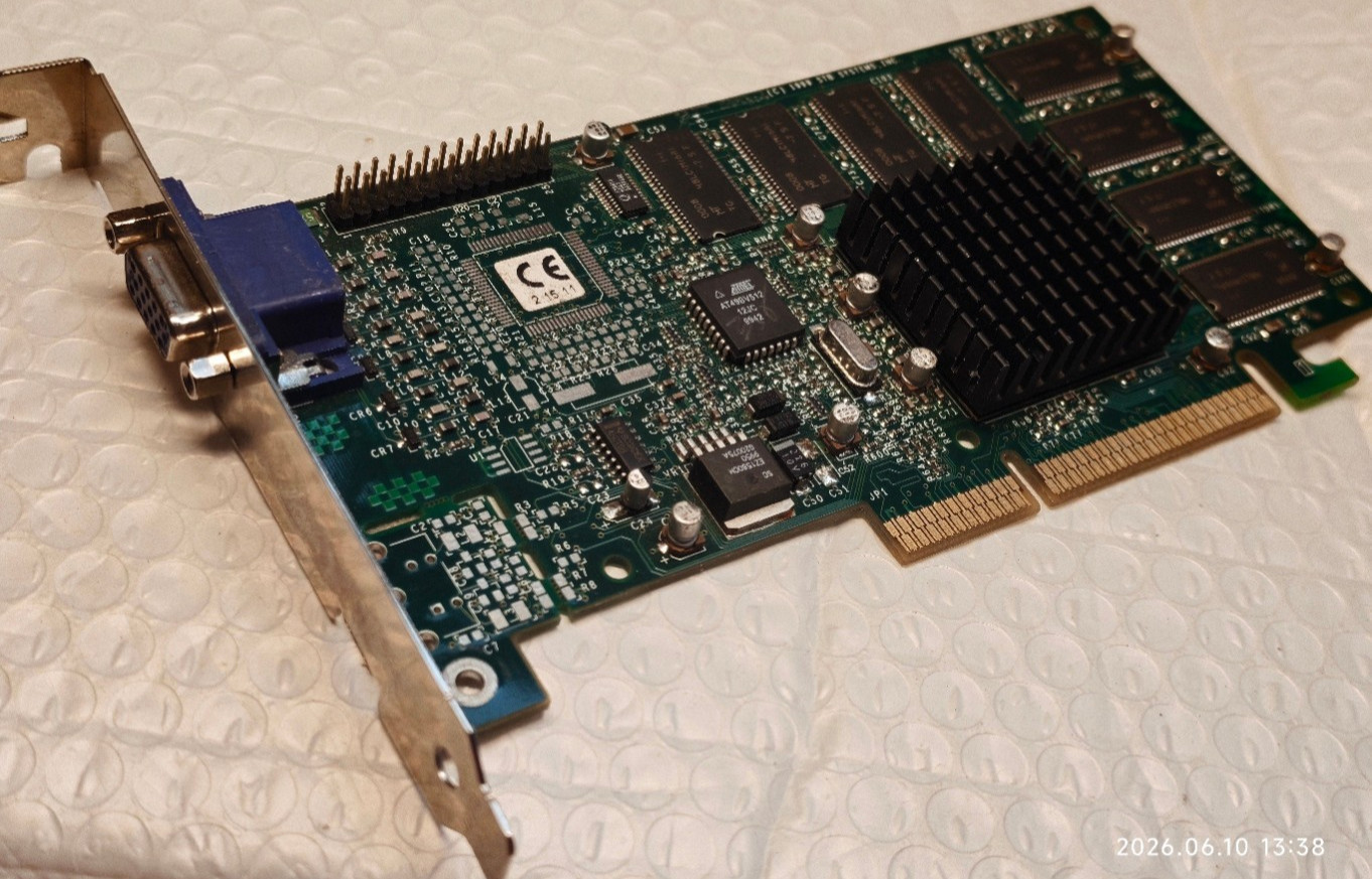 3Dfx AGP Graphics Card STB Voodoo3 2000 16 MB SDRAM + Heatsink