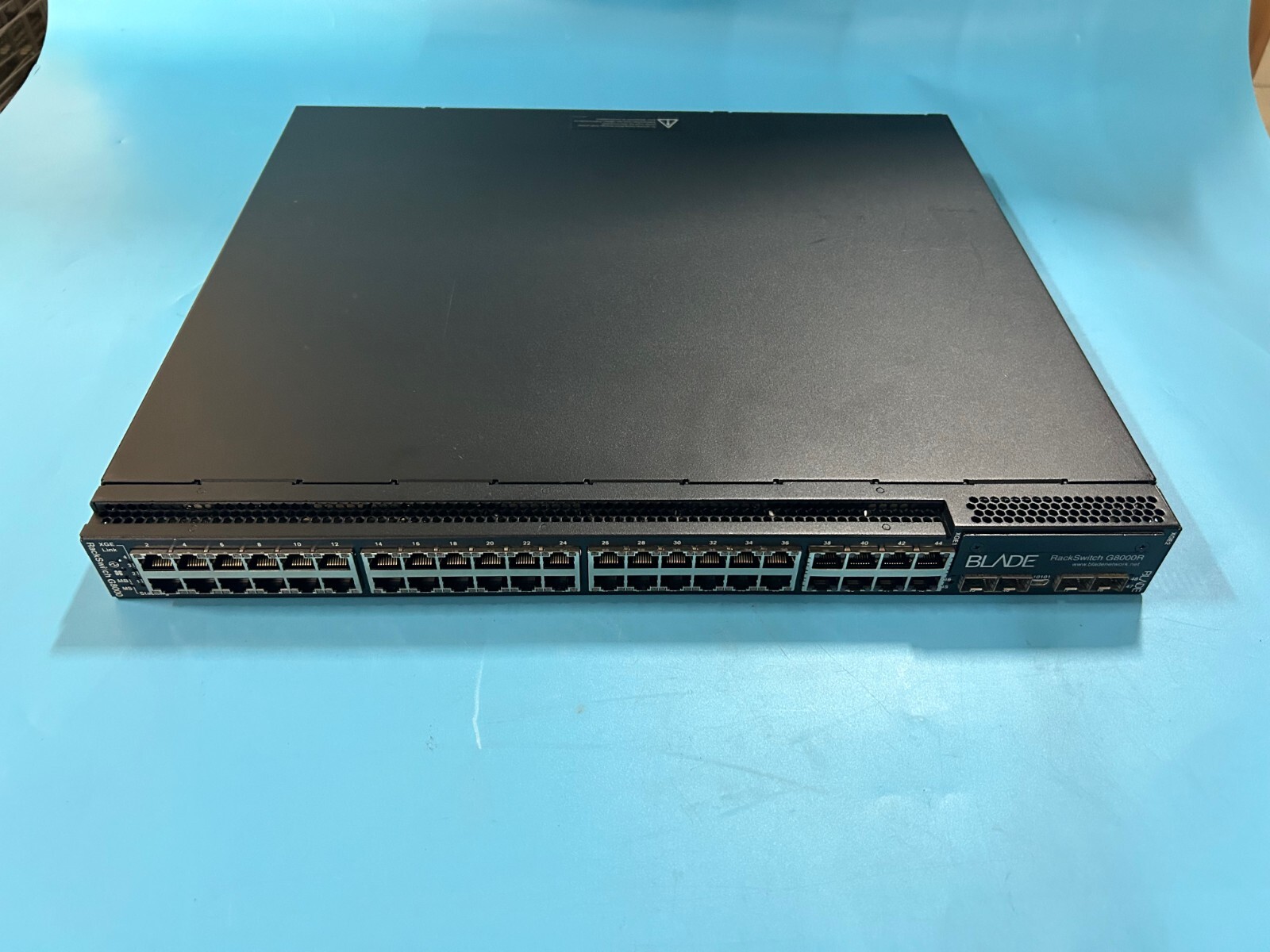 IBM/Blade Network RackSwitch G8000R Management Switch, 46C3403, BAF-00012-01