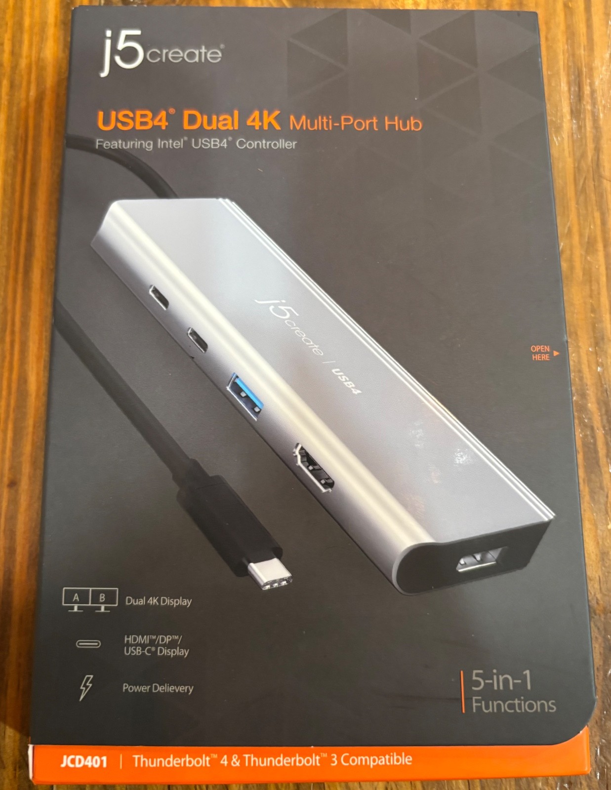 J5create USB4 Dual 4K Multi-Port Hub Thunderbolt 4 & Thunderbolt 3 Dual Display