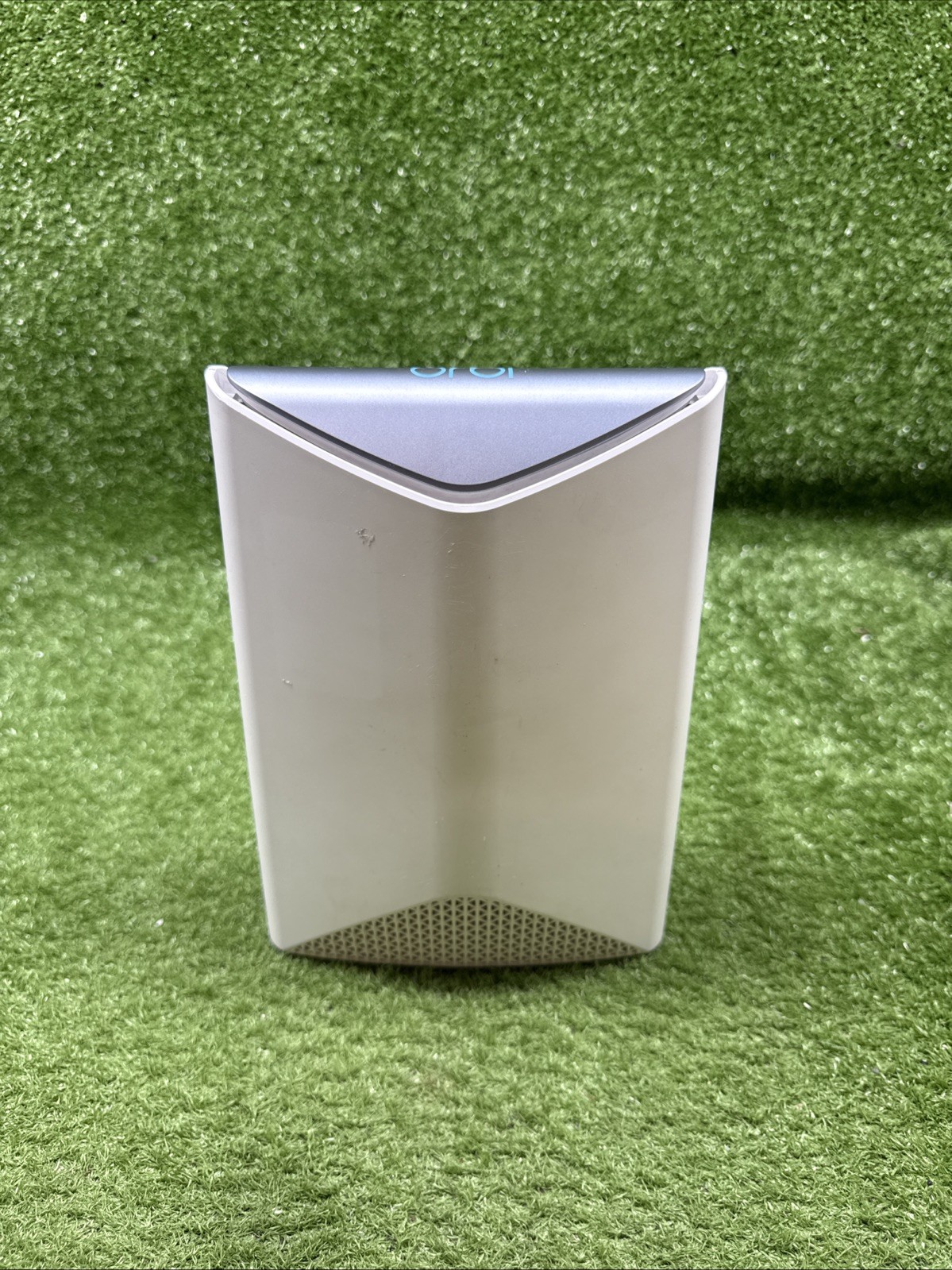 NETGEAR Orbi Pro SRS60 AC3000 Tri-Band Wi-Fi 5 Mesh Satellite No Cord  K