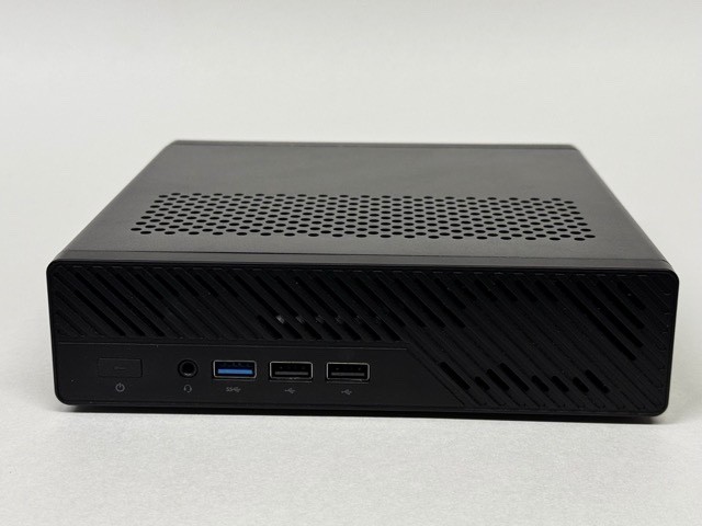 Minisforum MS-01 Mini Workstation | i5-12600H | 32GB RAM | 2TB NVMe | 2.5GB, 10G