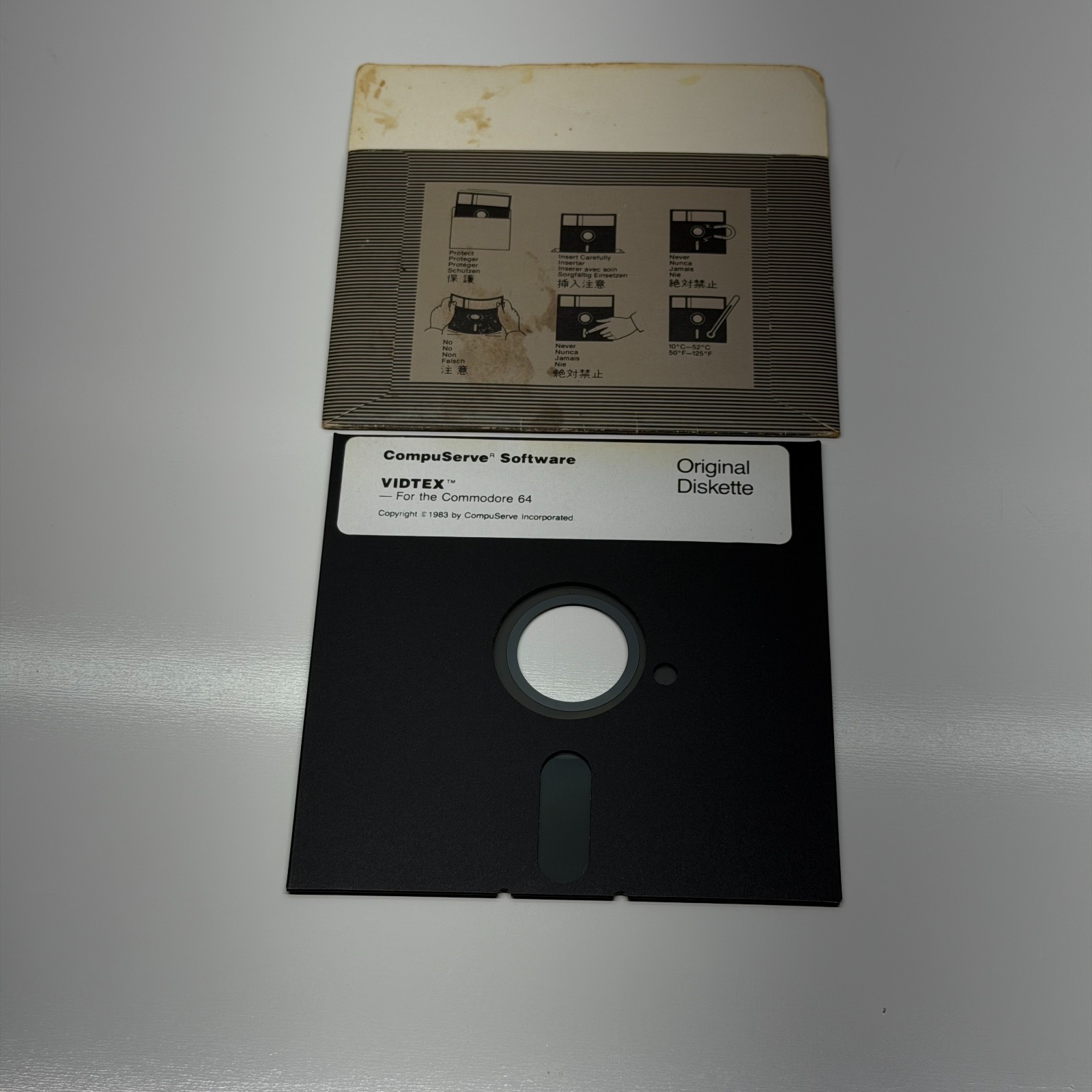 Vintage Commodore 64 CompuServe VIDTEX Software 5.25” Floppy Disk 1983