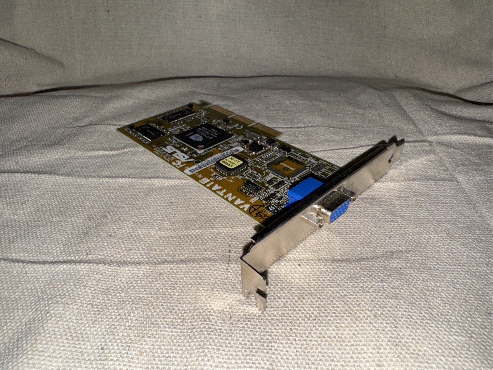 ASUS Nvidia Vanta16 Desktop Video Card Riva TNT2 64 AGP Tested Working Vintage