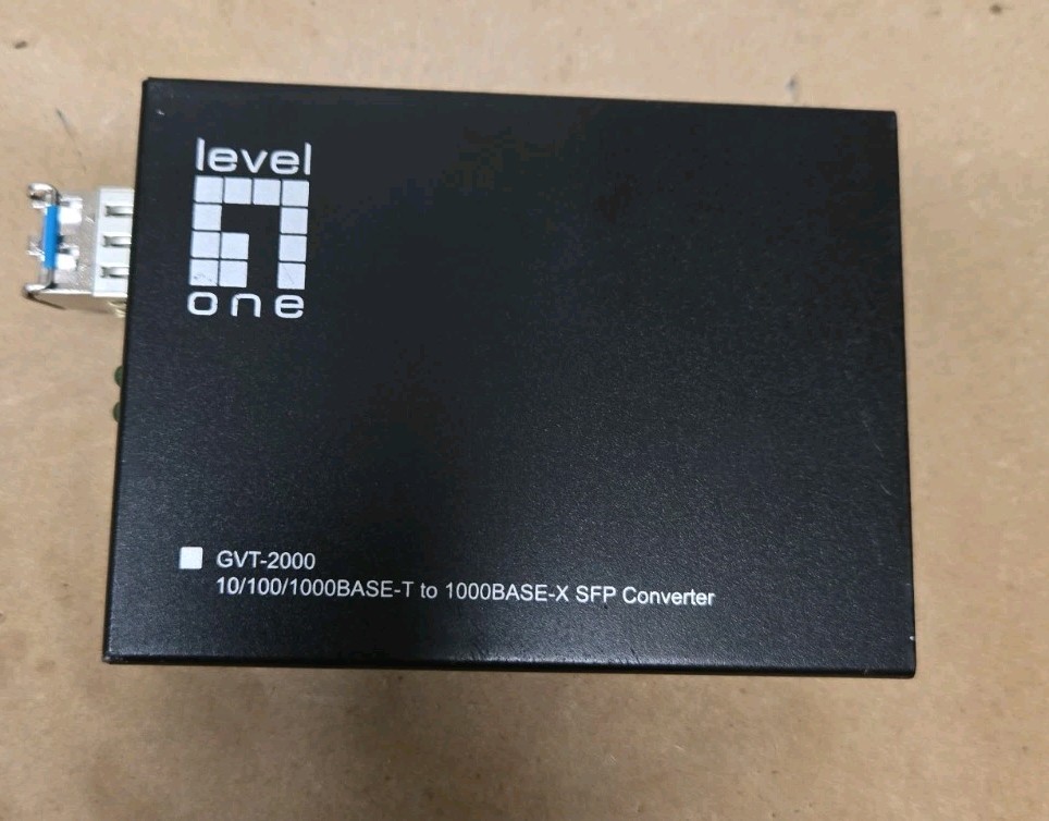 LevelOne GVT-2000 10/100/1000 BASE-T SFP Converter