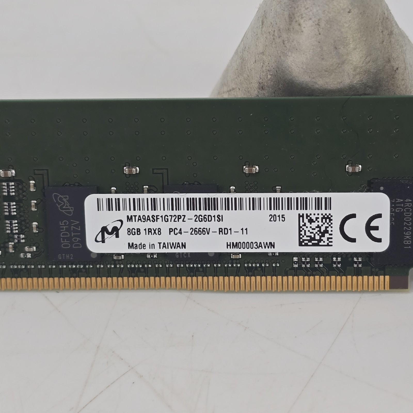 Micron 8GB DDR4 PC4-2666V ECC Server memory RAM RDIMM 1Rx8 MTA9ASF1G72PZ-2G6D1S