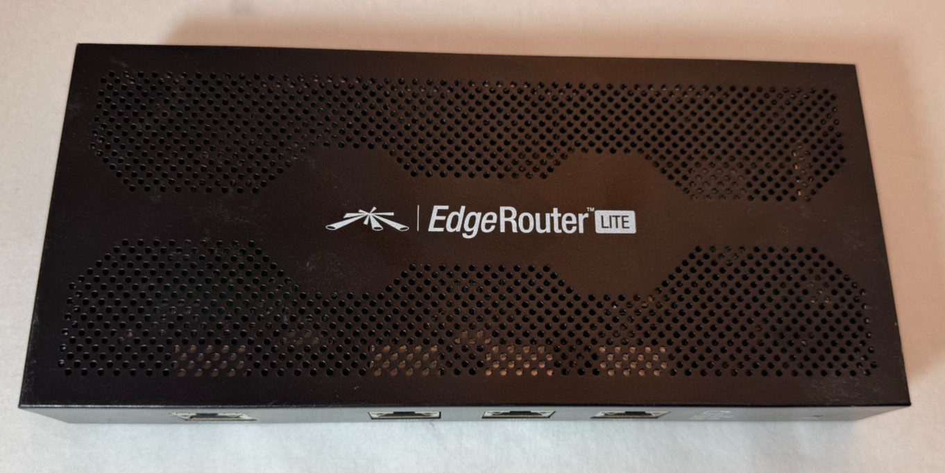 Ubiquiti Networks EdgeRouter Lite ERLite-3 - Used