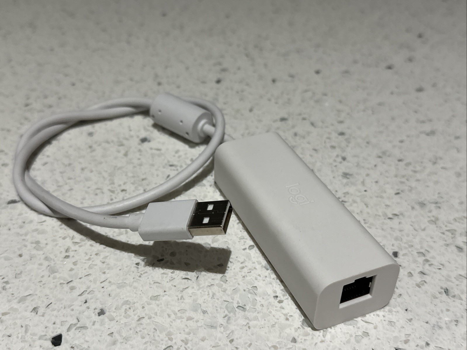 Logitech VU0058 CAT5E Kit Dongle Transceiver To USB-A [952-000070]