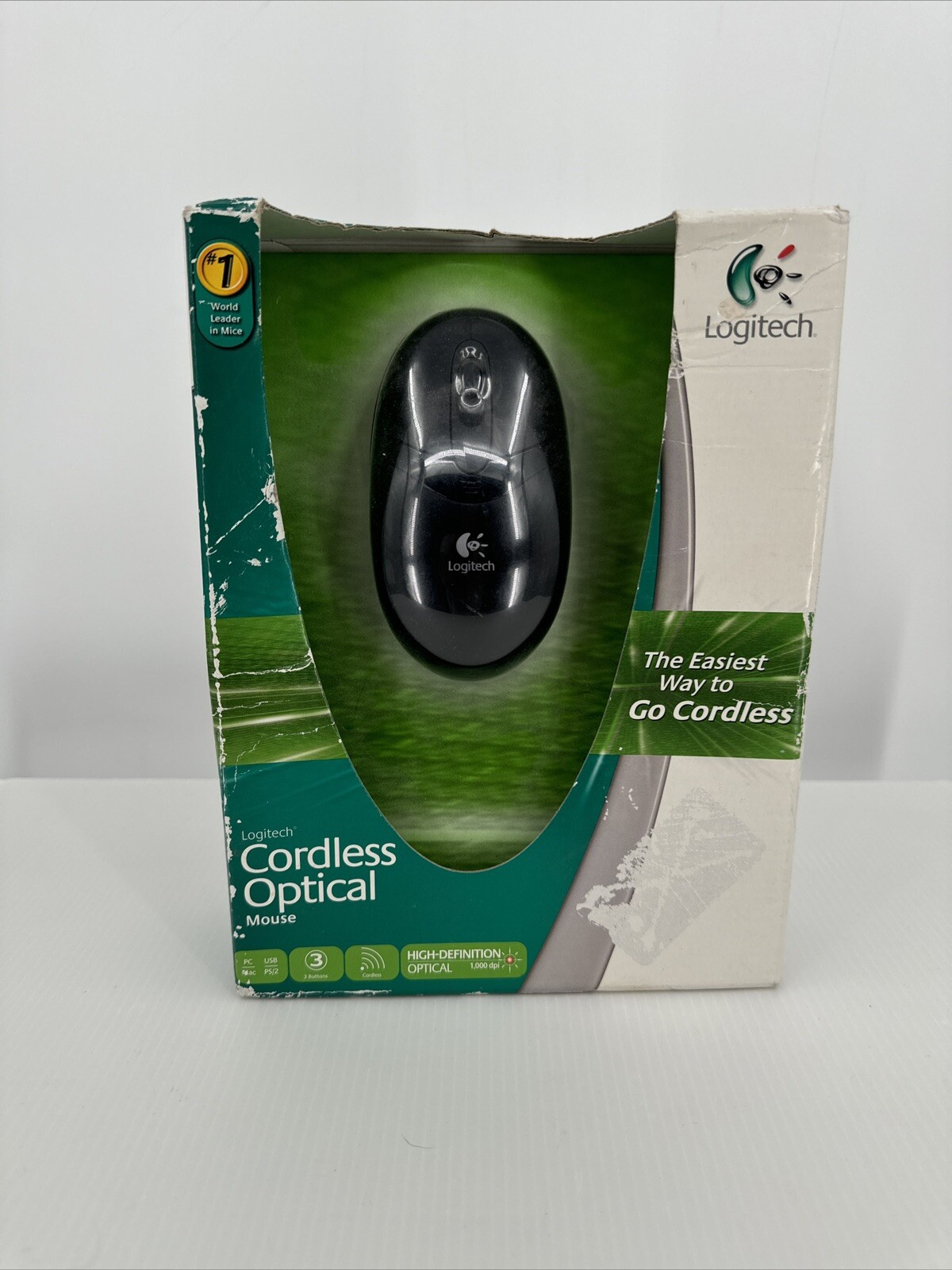 [NEW SEALED] Logitech Cordless Optical Mouse 910-000132 USB / PS2 in Box