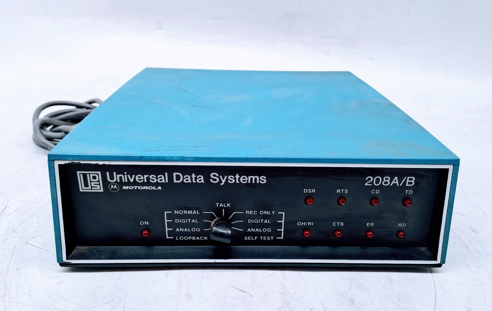 MOTOROLA 208 A/B MB UDS UNIVERSAL DATA SYSTEMS
