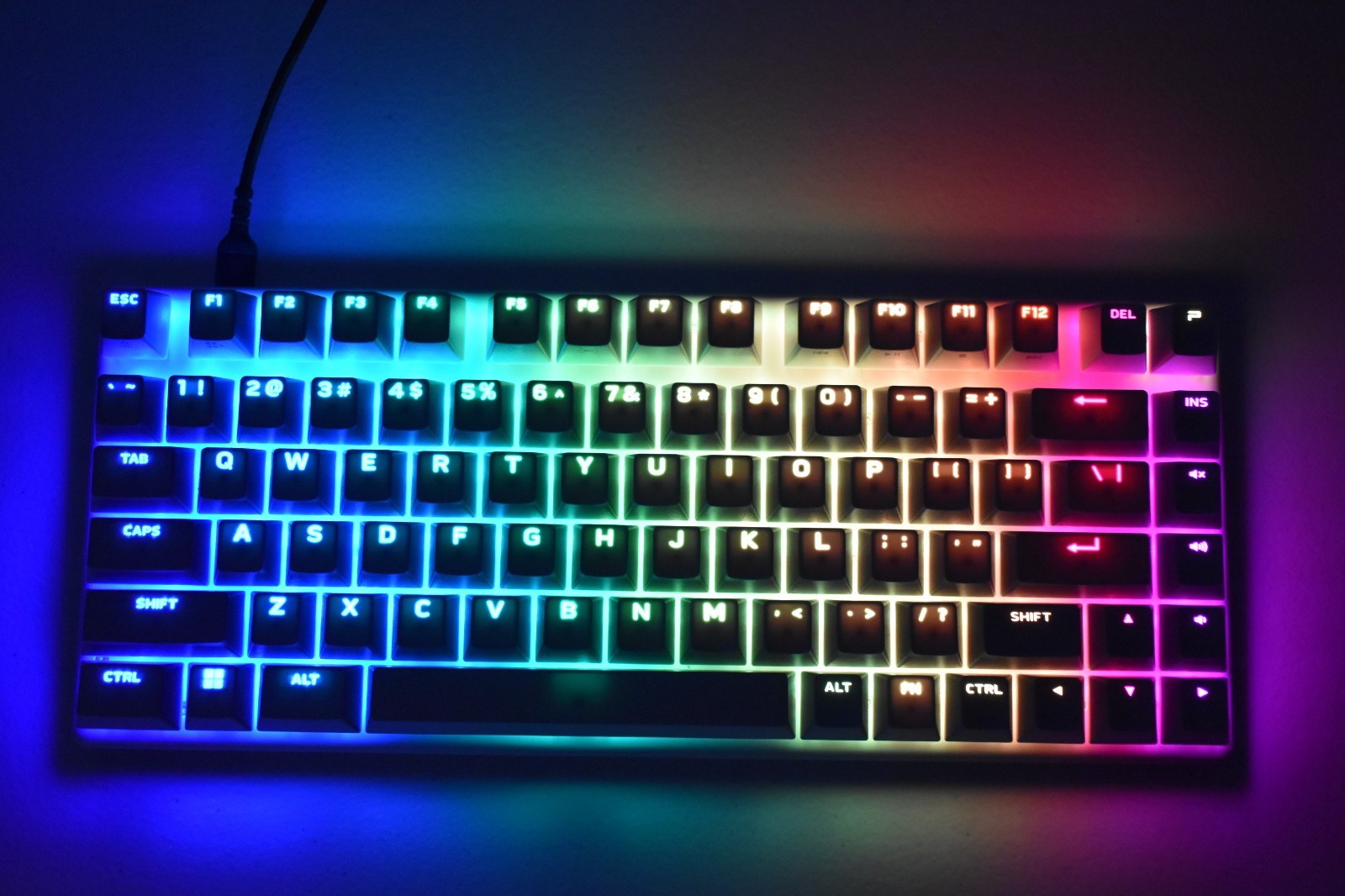 Alienware Pro Wireless Gaming Keyboard RGB 75% Mechanical – No Dongle