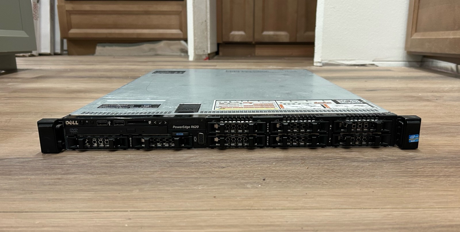 Dell PowerEdge R620 2x Xeon E5-2660 32GB RAM PERC H310 2x PSU Tested