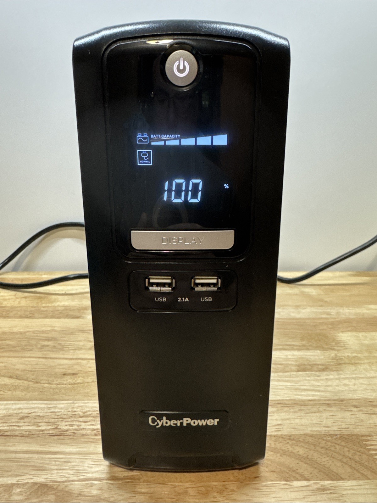 CyberPower CST135XLU 1350VA 810W AVR LCD and USB 2.0 UPS System Works