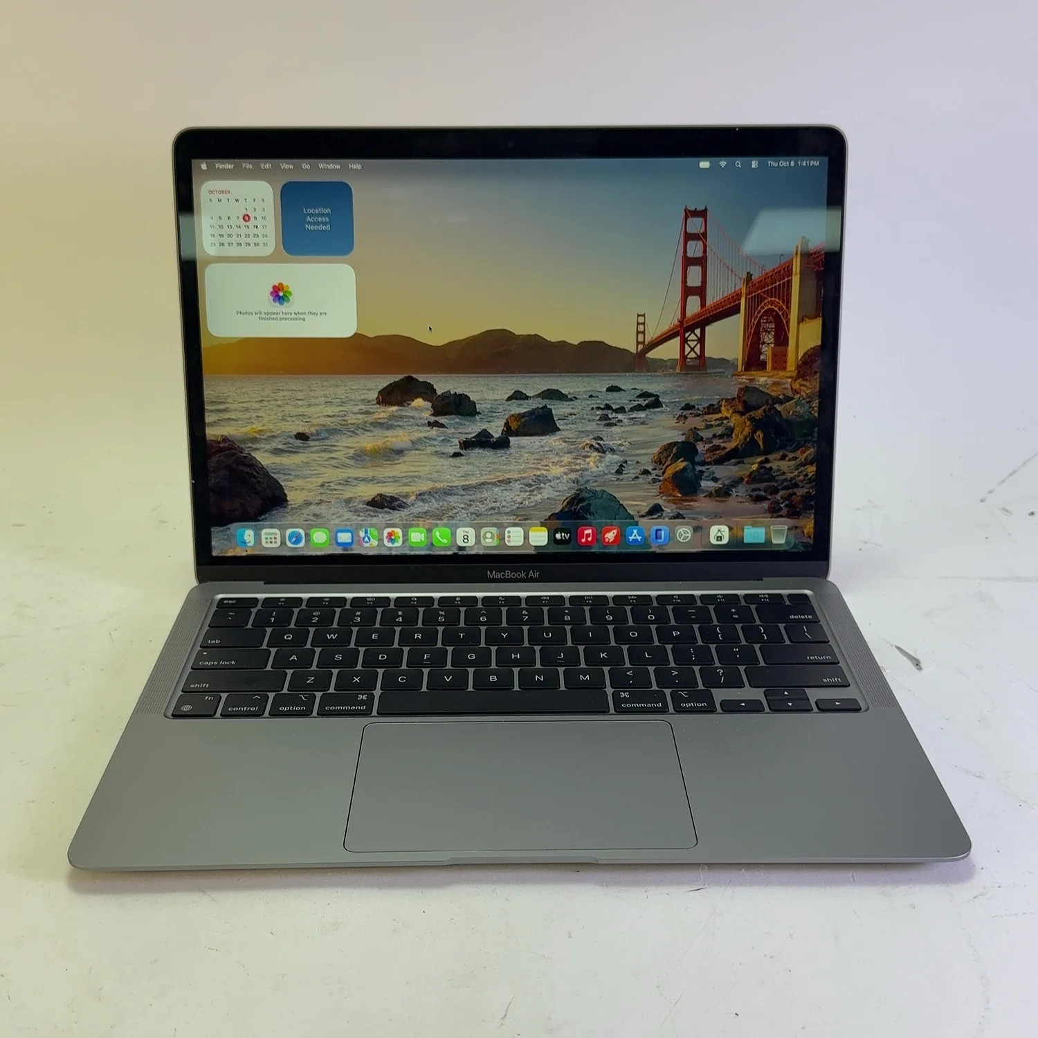 2020 Apple MacBook Air 13.3" M1 7C GPU 3.2GHz 8GB RAM 256GB SSD A2337