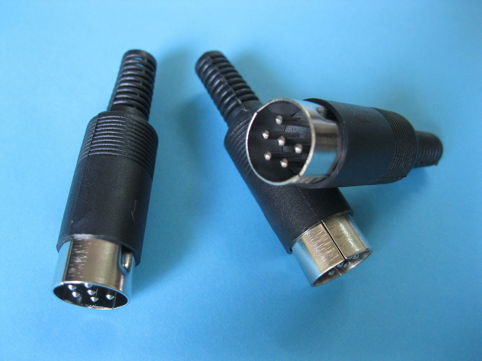 100 pcs Standard DIN Plug 6 Pin Male Connector with Plastic Handle New