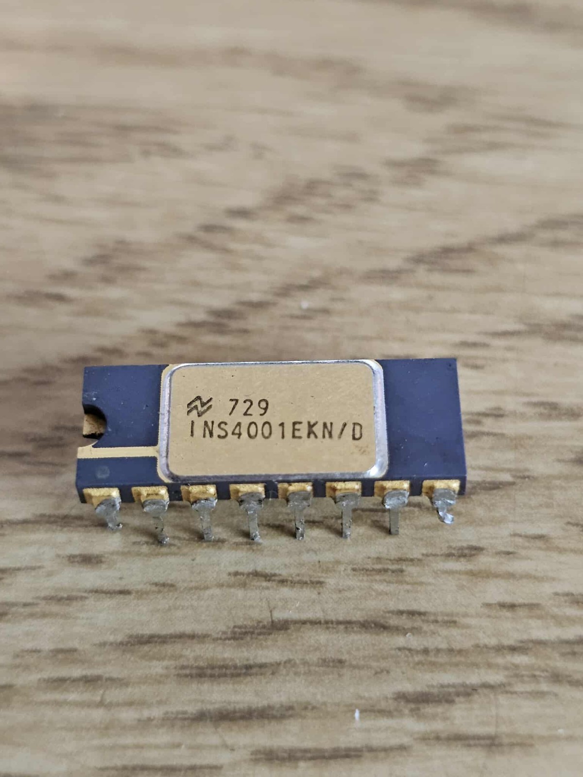 National Semiconductor INS4001D Purple Ceramic/Gold, MCS-4 Intel, C4004 #3