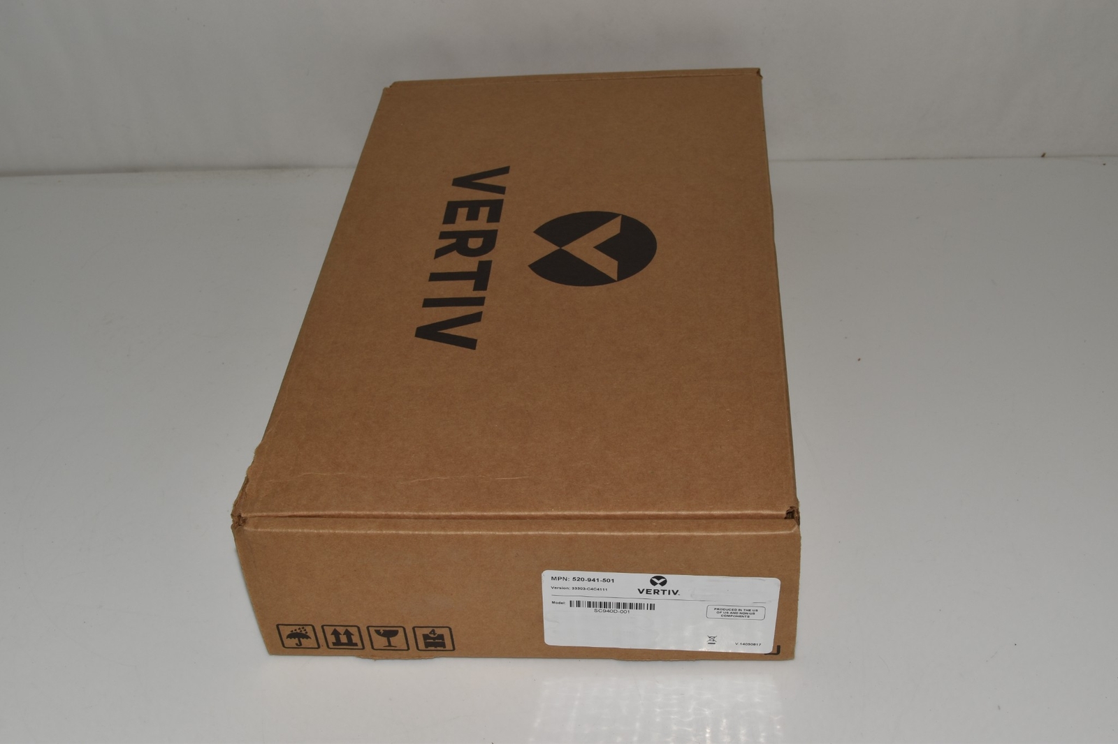 Vertiv Cybex SC 4-Port DP Dual-Head Secure KVM Switch SC940D 520-941-501 (AWJ86)