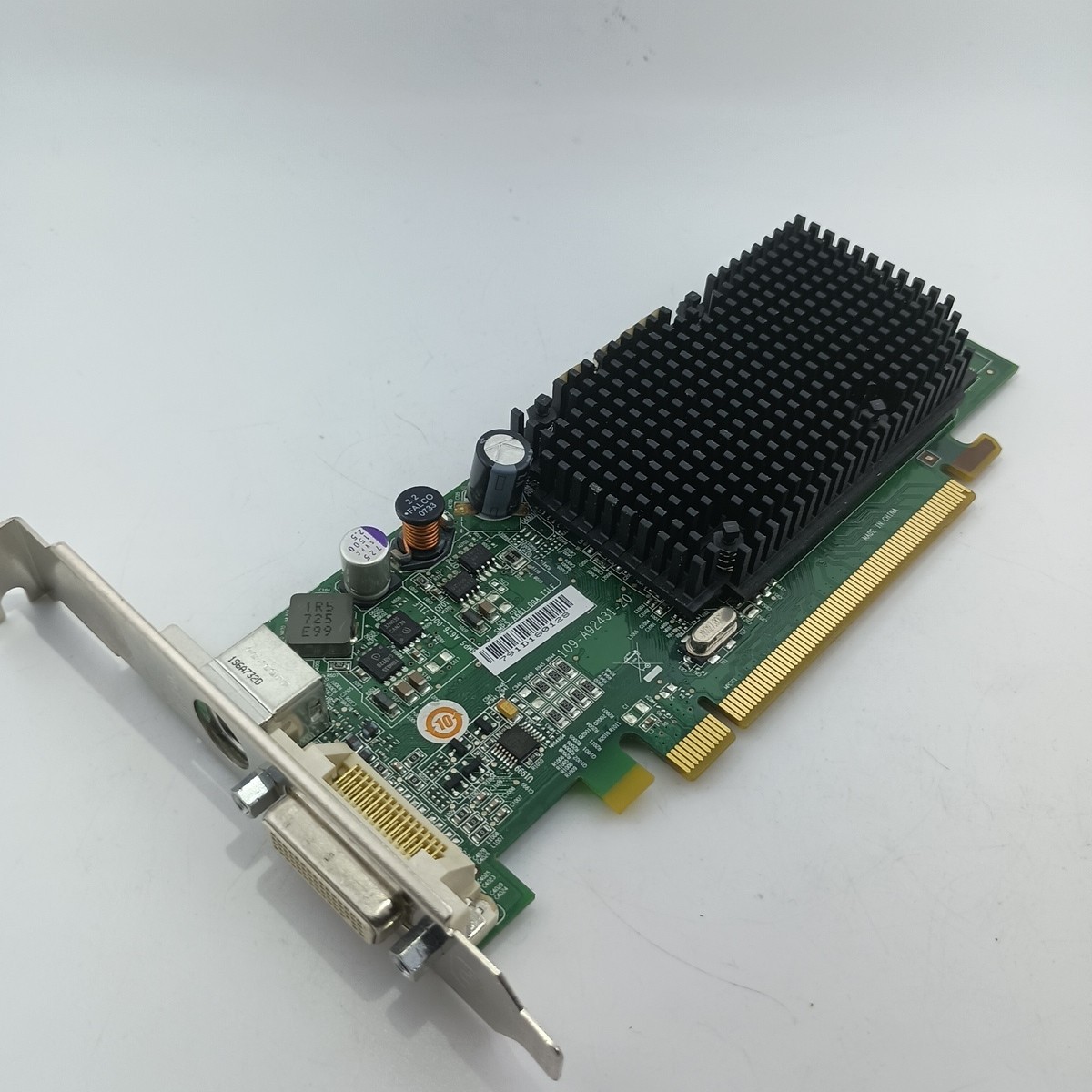 GENUINE ATI RADEON X1300 256MB DDR2 PCI-E X 16 VIDEO CARD ATI-102-A924(B)   F1-4
