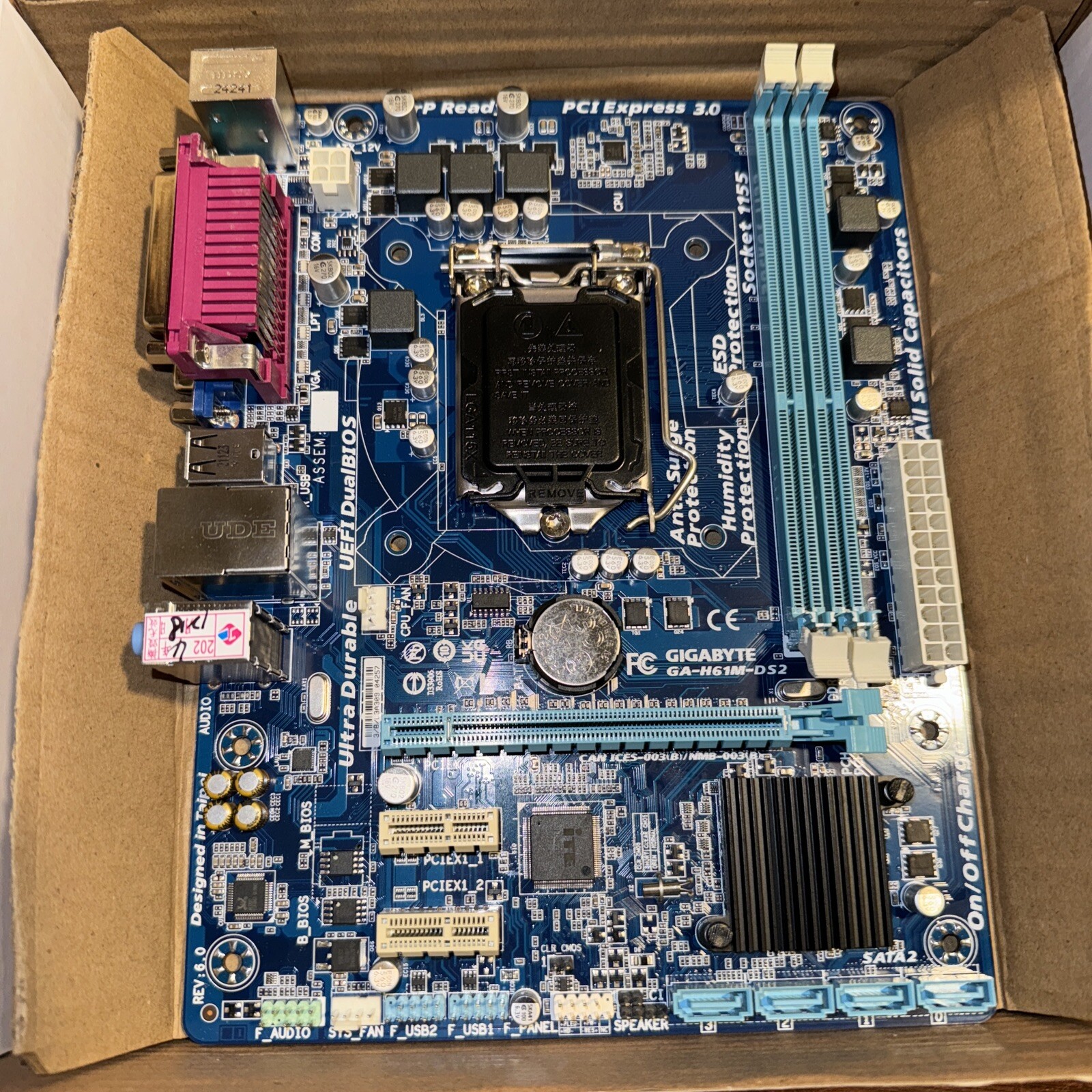 Gigabyte GA-H61M-DS2 LGA 1155 Micro ATX DDR3 Motherboard With IO Shield