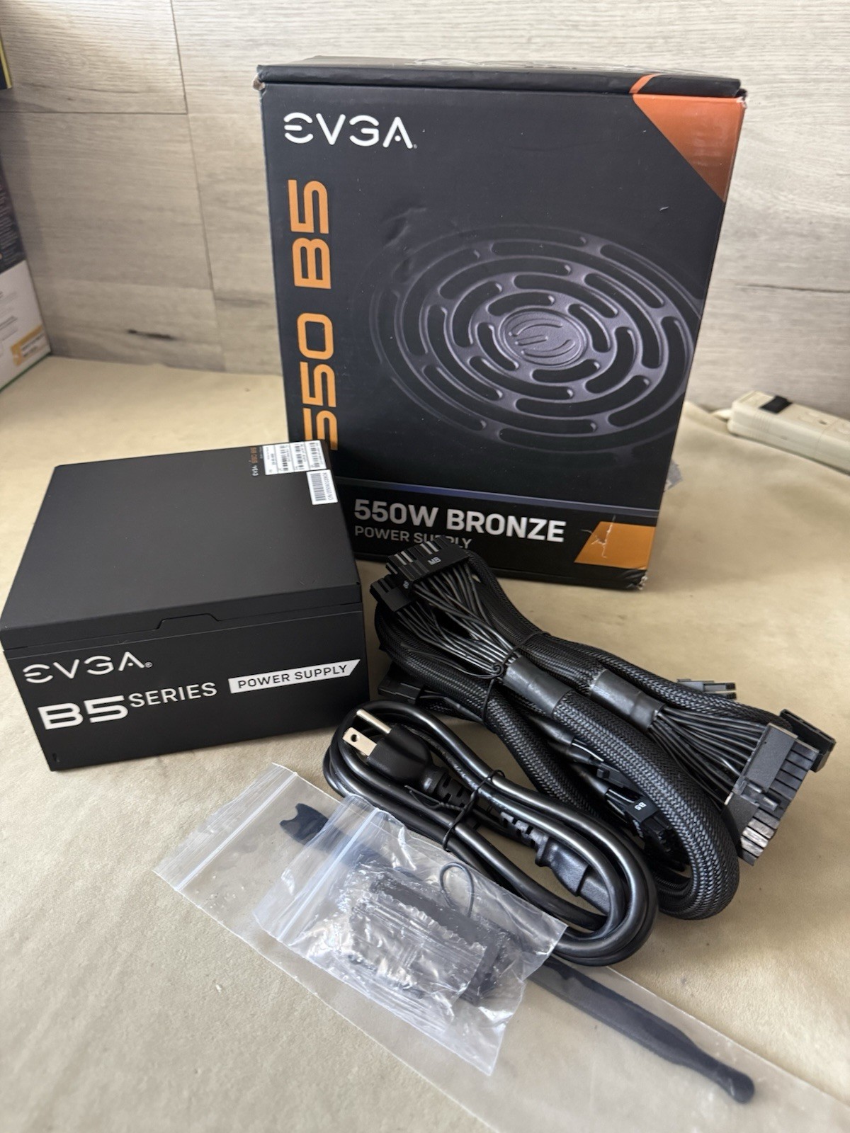 EVGA 550 B5 80 Plus BRONZE 550W - Fully Modular Compact Power Supply w/ ECO Mode