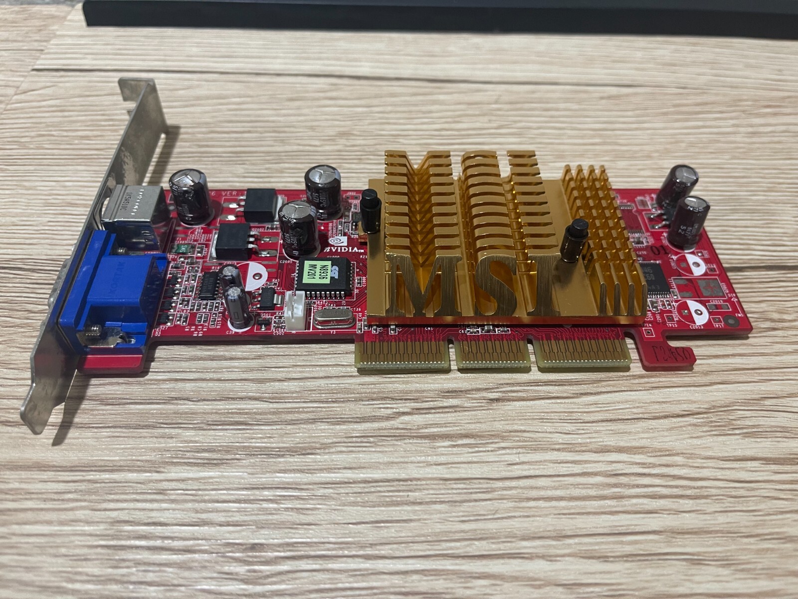 MSI ATI Radeon 9250 (RX9250T128) 128 MB DDR SDRAM AGP 4x/8x Graphics adapter