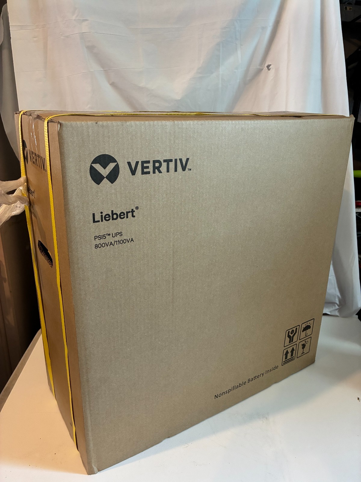 NEW Vertiv Liebert PS15 UPS 800VA/1100VA PSI5-800RT120