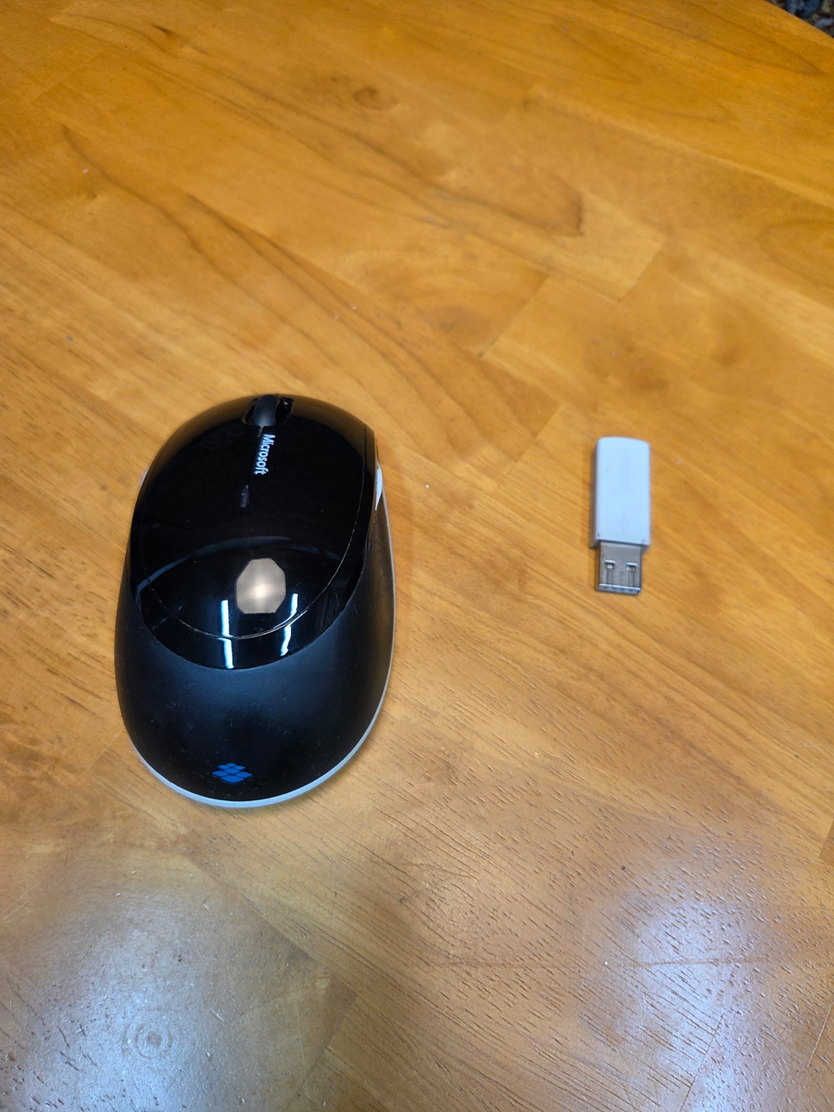 Microsoft Wireless Mouse 5000 BlueTrack Model 1387 w/ USB Receiver 2.4GHz Tested