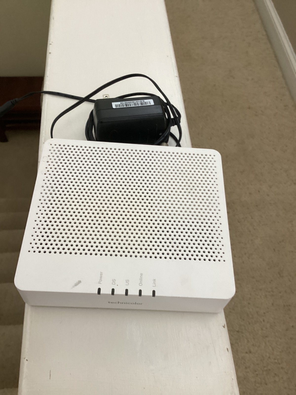 Technicolor Ultra-Broadband Cable Modem - Model TC4400-AM with power cord  used