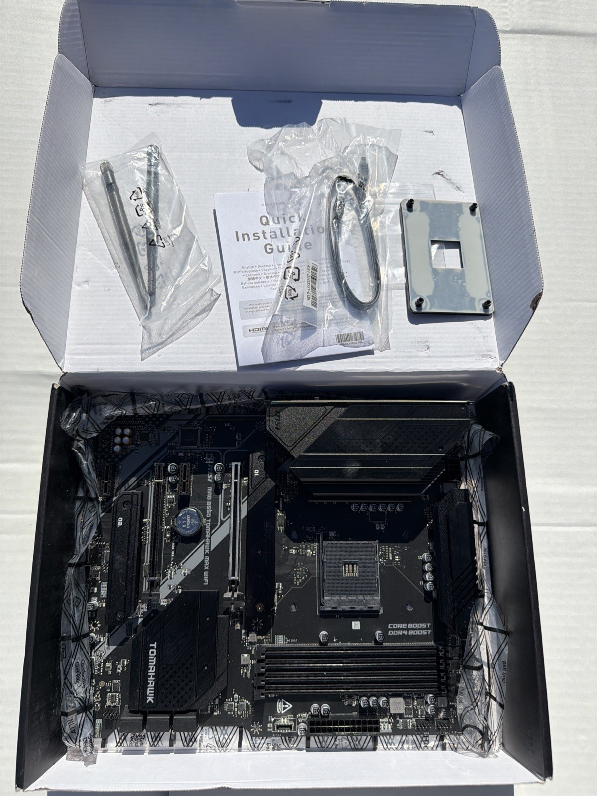 Read Description MSI MAG B550 Tomahawk MAX WiFi Gaming Motherboard (AMD AM4)