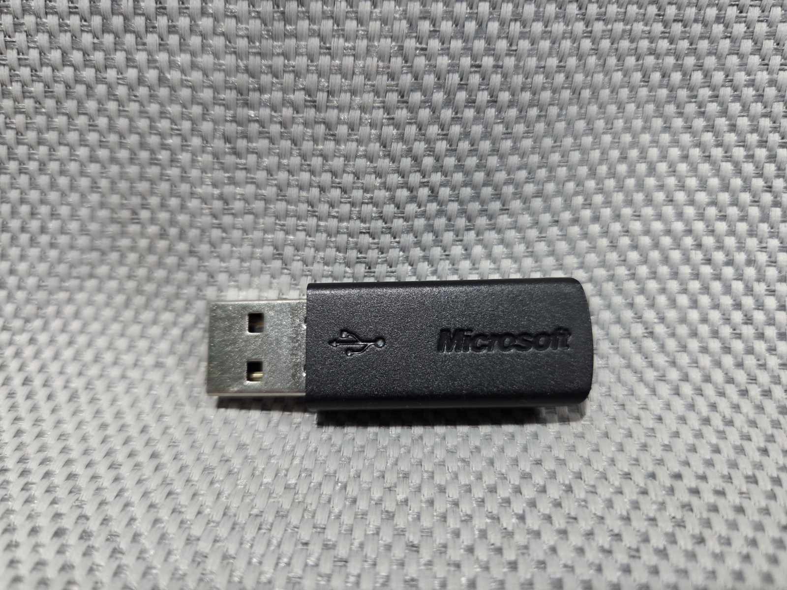 Microsoft 2.4Ghz Black Dongle Transceiver v7.0 Model 1423 OEM Genuine 
