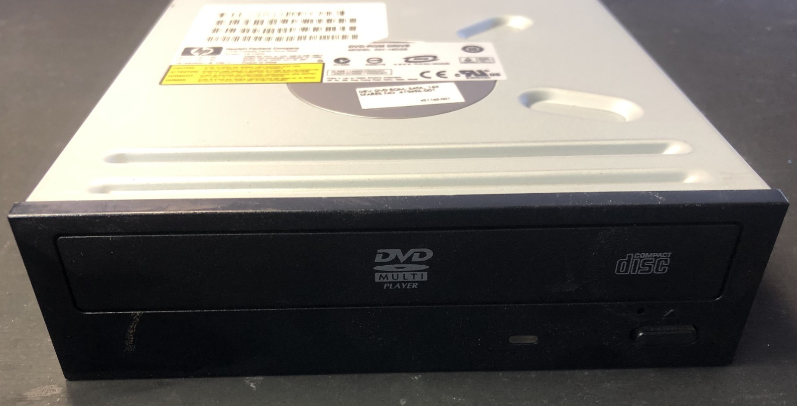 HP DVD/CD ROM DRIVE DH-16D2S-CT2 SATA