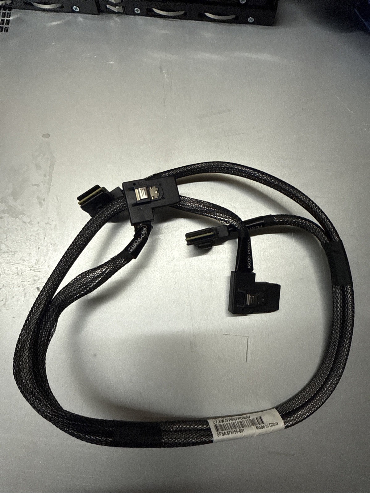 HPe 876496-001 ML350 G10 Dual Mini SAS Cable 