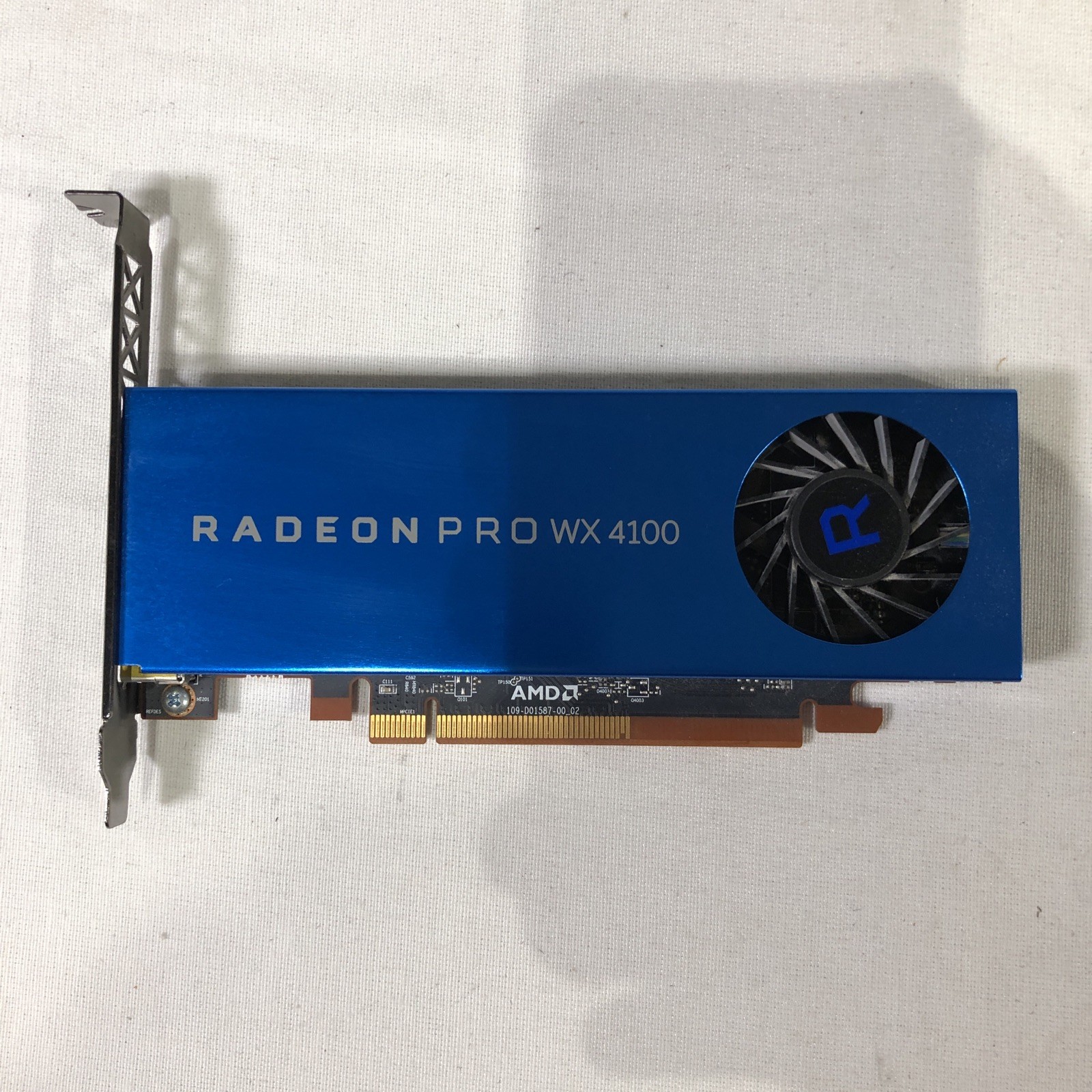 AMD Radeon Pro WX 4100 4GB GDDR5 Graphics Card GPU 4x Mini Display Port