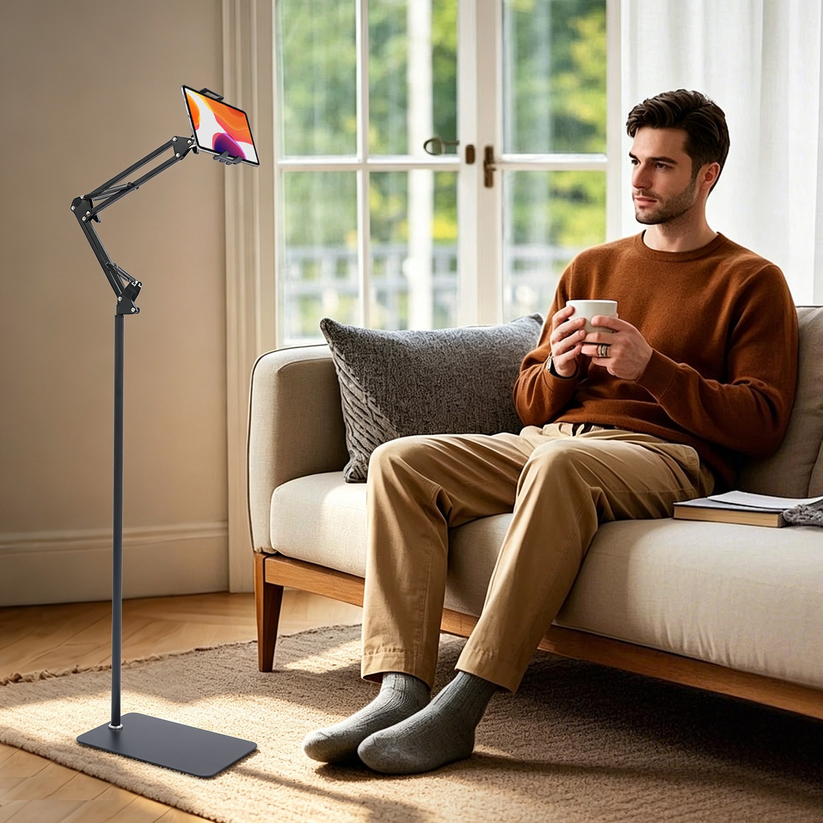 Universal 360�� Adjustable Tablet Holder Floor Stand Clamp for 4-17cm Phone iPad