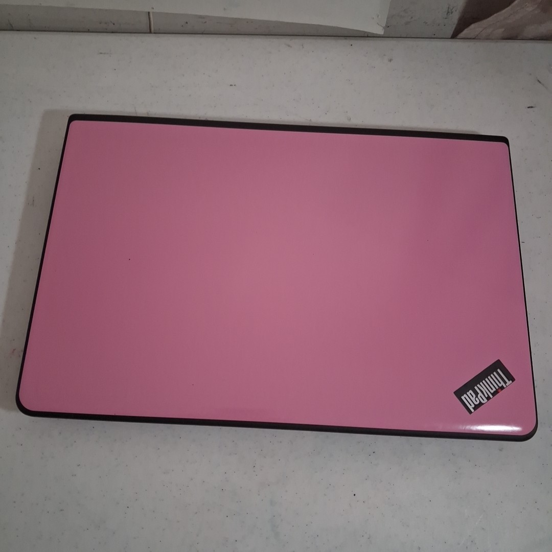 LIGHT GAMING,LIGHT PINK LENOVO i5-5200U@2.70GHz 12G RAM,250G SSD,DVDRW,WIN11,CAM