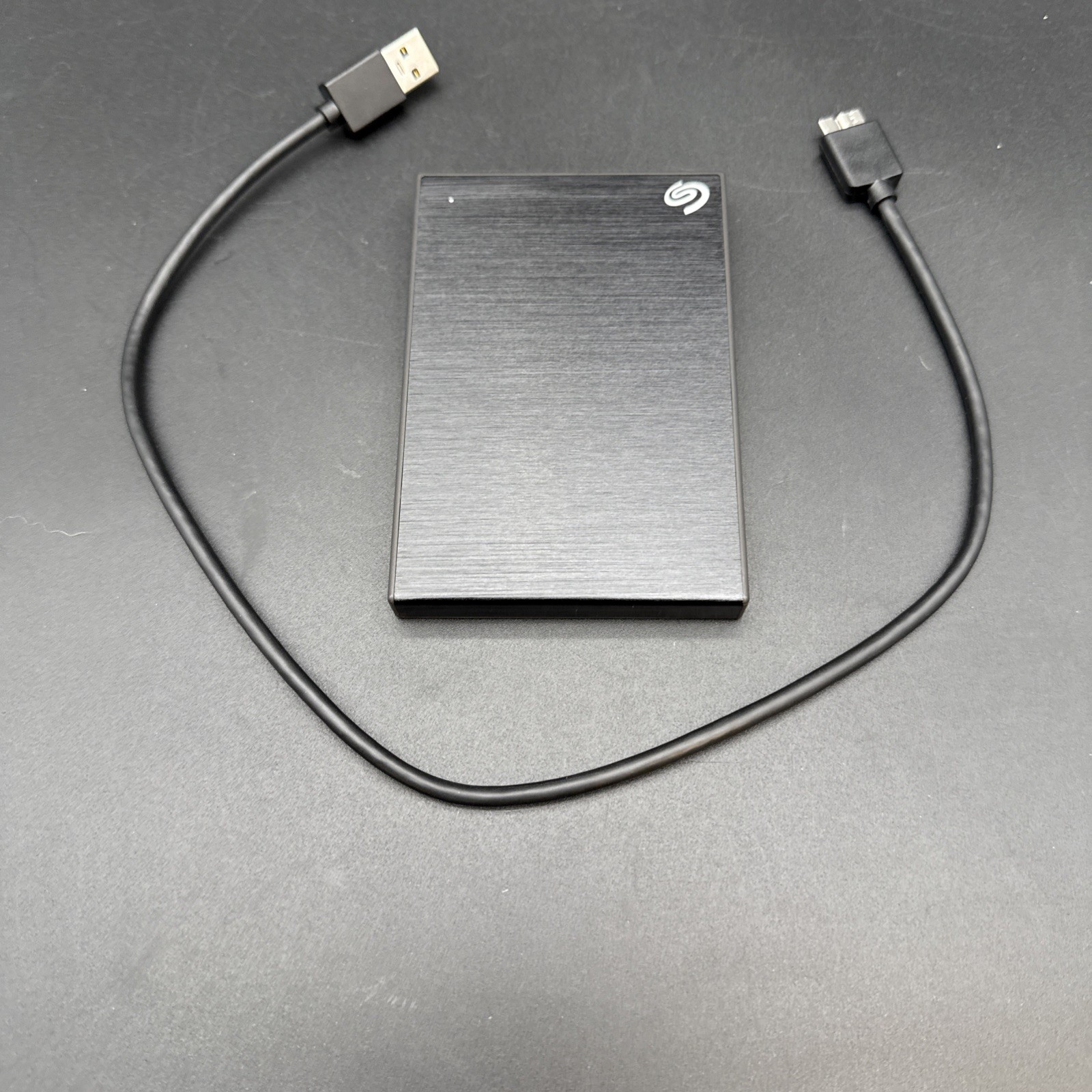 2R1APL-500: Seagate 2TB Backup Plus Slim External (67340-3)