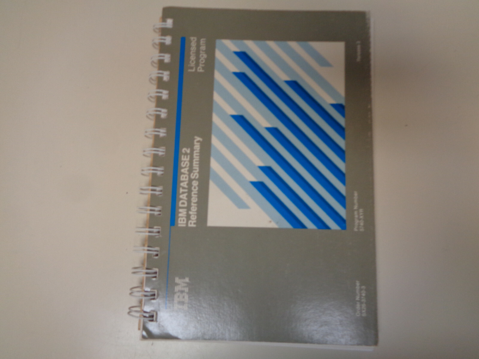 IBM DATABASE2: Reference Summary Guide 1987 DB2 Program Original Vintage